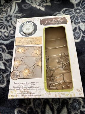 Warm White Star String Lights - Battery LED